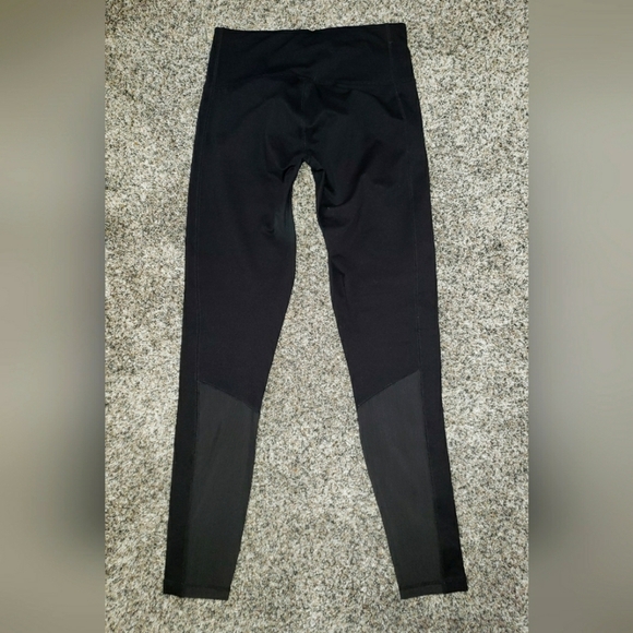 Puma Black Leggings with Gold Logo - Picture 4 of 4